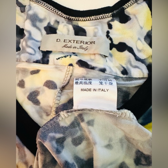 D. EXTERIOR Dress Made In Italy V-Neck Cinch Ruched Stretchy Mini Abstract EUC - Picture 9 of 12